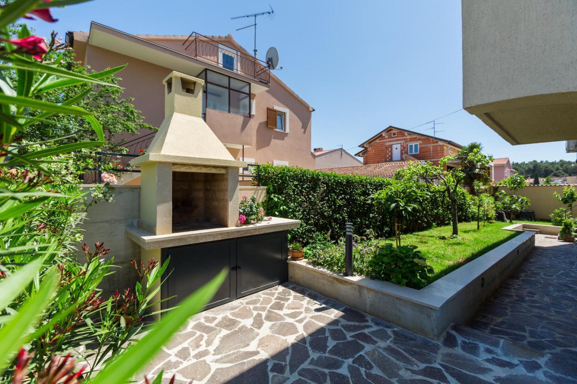 Apartment Oleandar Poreč Buitenkant foto